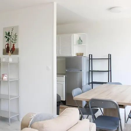 公寓 Charming T3 With Two Balconies In
